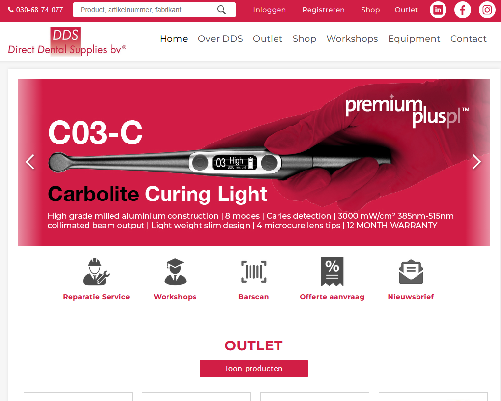 Homepage van DirectDentalSupplies met een uitgelichte Carbolite Curing Light en snelkoppelingen naar reparatieservice, workshops en outlet